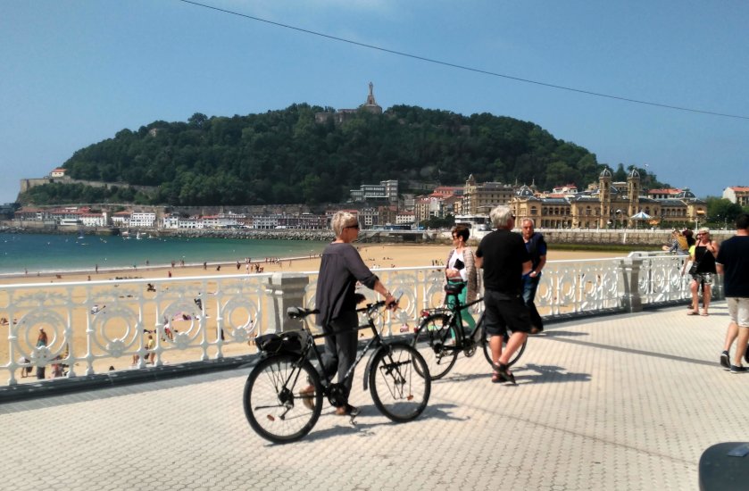 Tour En Bicicleta La Bella Easo San Sebasti N Turismo